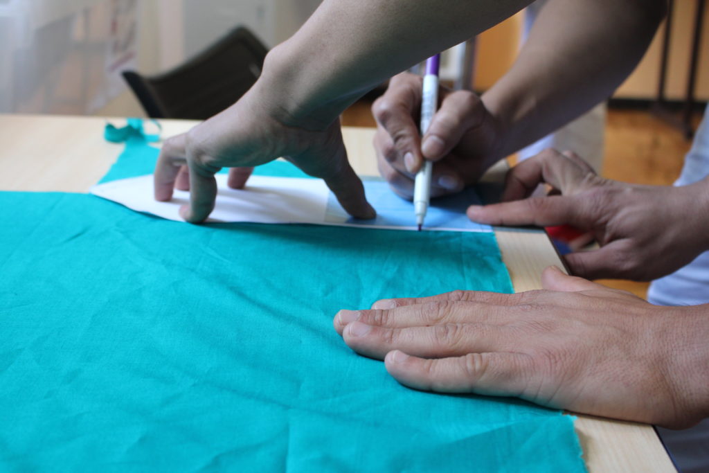 laboratorio sartoria sociale mascherine